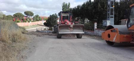 Imagen La música de The Beatles puso fin en el Teatro Juan Bravo al quinto curso de Aulas para Convivir Cantando